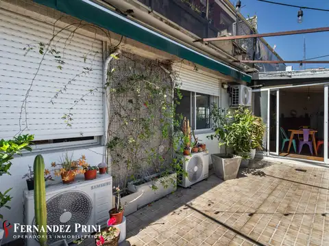 Ecuador 1000, Piso 8