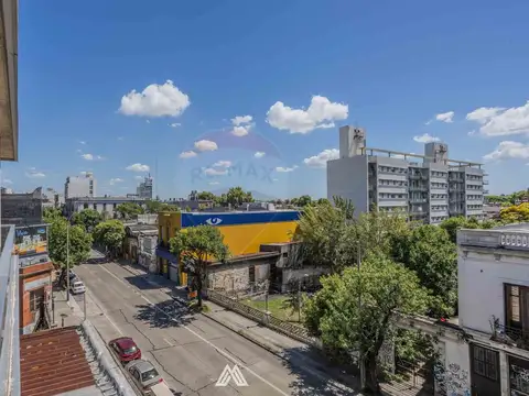 Venta con renta apto 1 dorm. Aguada