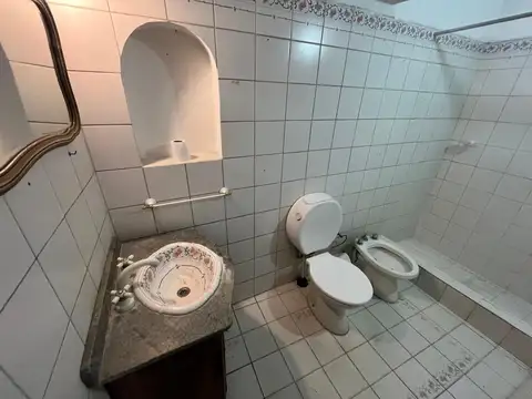 Oficina en Alquiler al Norte