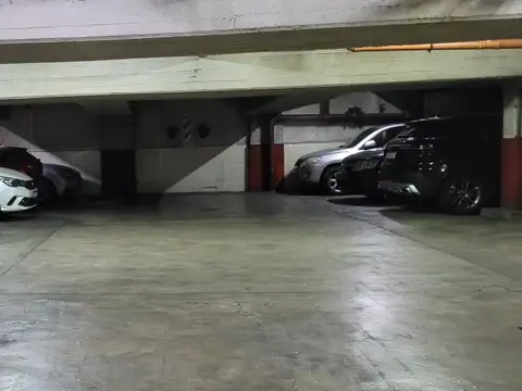 Cochera cubierta  en venta ubicado en Barrio Norte