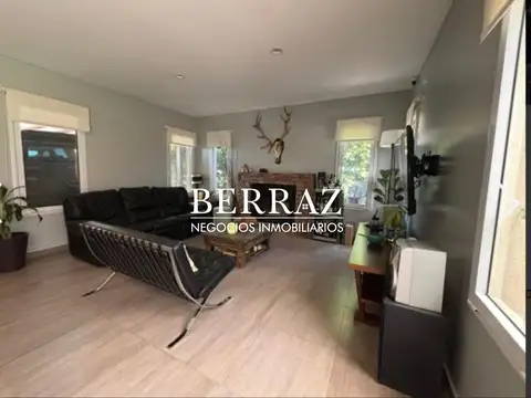 Casa 7 ambientes con 4 baños