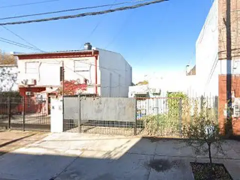 terreno con  2 casas a refaccionar