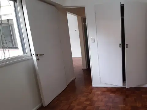 2 AMBIENTES IMPECABLES 2 cuadras av. Cabildo / Subte 2 placard  bajas expensas