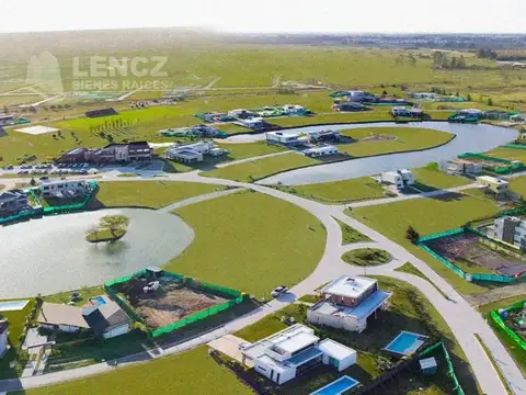 IMPORTANTE LOTE EN  BARRIO PRIVADO LA ALAMEDA