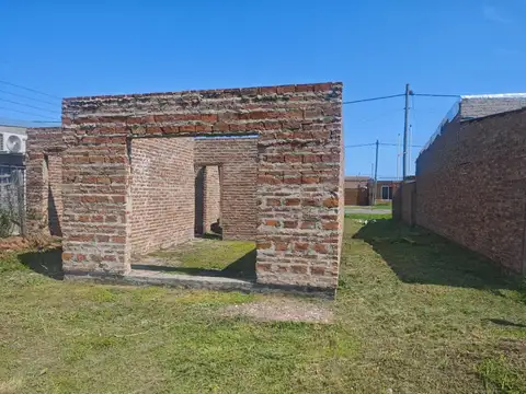 Terreno en Venta 30  mts Fondo