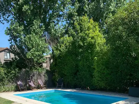 Casa en Alquiler Temporal de 4 dormitorios