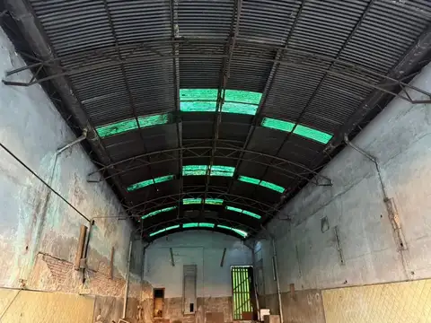 Galpon en Venta en Remedios De Escalada, USD 270.000