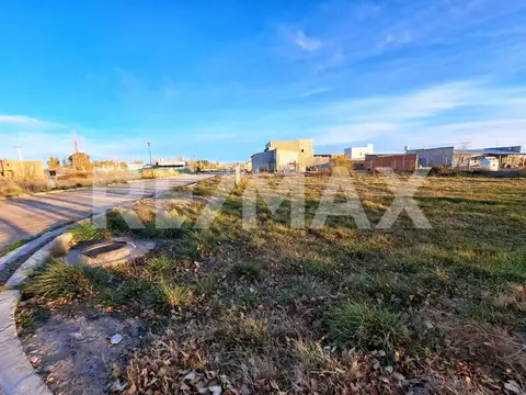 Terreno en Venta en General Fernandez Oro, USD 23.000