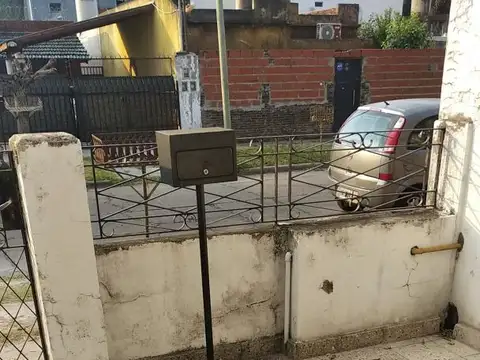 Sargento Cabral 100, Piso P.B.