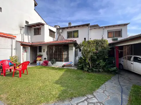 CHALET EN LOTE DE 400 M2