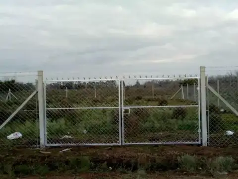 Terreno en venta - 396mts2 - Arturo Seguí, La Plata