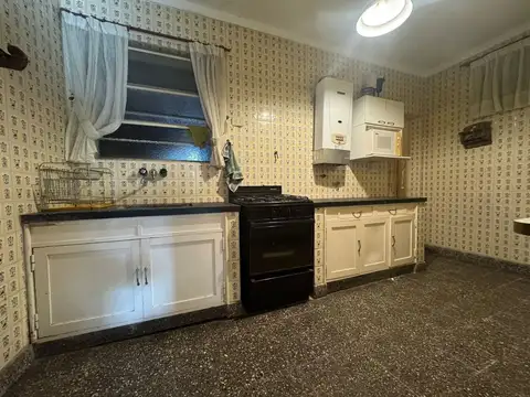 CASA 4 AMB. CON QUINCHO Y PARQUE B. PUNTA MOGOTES