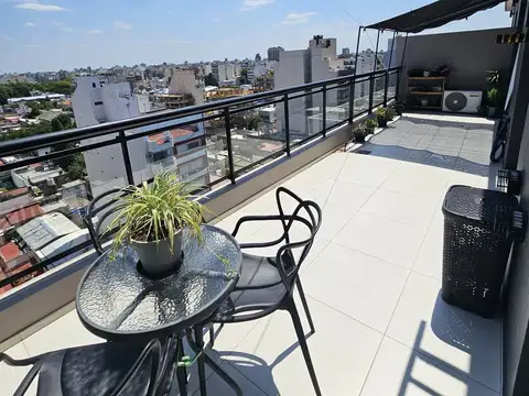 Buscas un 3 amb. distinto en Villa del Parque con Gran terraza, Amenitis y de 66 m2 ?