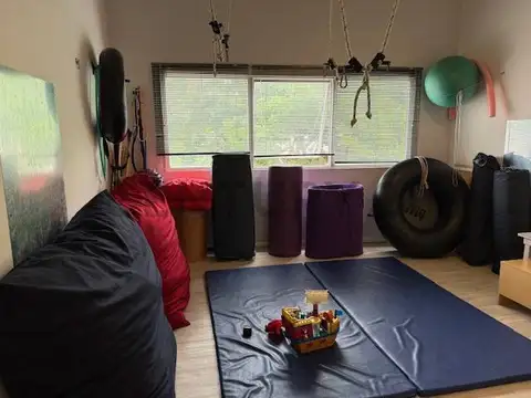 Capitan Juan de San Martin 1400, Piso 1