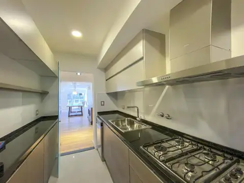 Departamento 4 ambientes con 3 baños