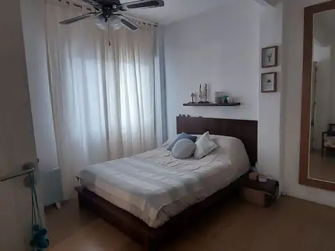 Depto Tipo Casa en Venta 56 años