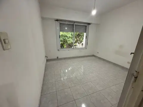 Depto Tipo Casa en Alquiler en Villa Pueyrredon, $ 550.000