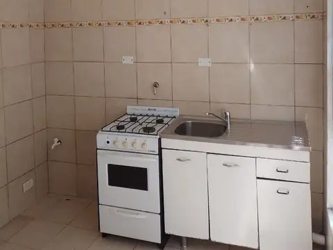 Depto Tipo Casa 2 ambientes con 1 baño