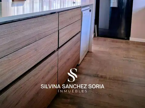 Casa 5 ambientes con 2 baños