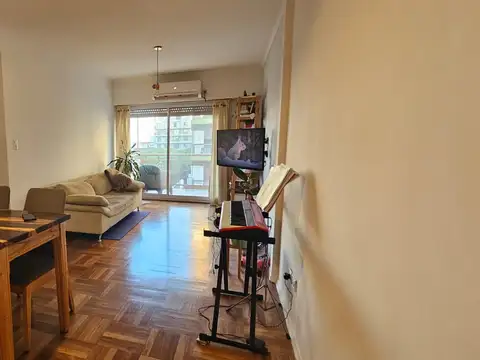 VENTA DEPARTAMENTO TRES AMBIENTES EN NUÑEZ CON BALCON BAÑO Y COCINA A NUEVO