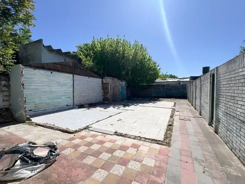 CASA EN VENTA VILLA ELVIRA 2 DORMITORIOS GARAGE