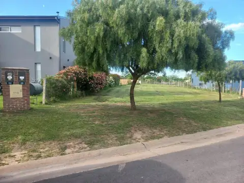 pilar del este barrio san ramiro 690m2 Terreno