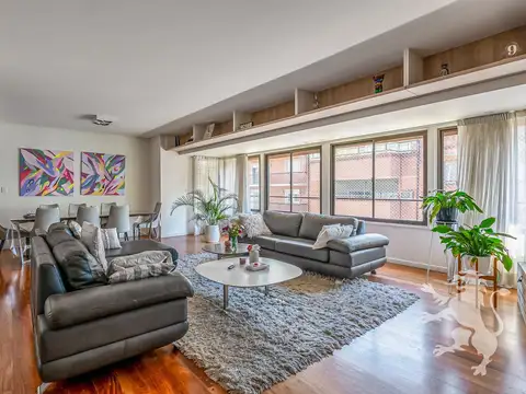 PISO ALTO - VENTA - 4 AMBIENTES    DEPENDENCIA - 2 COCHERAS - LAS CAÑITAS