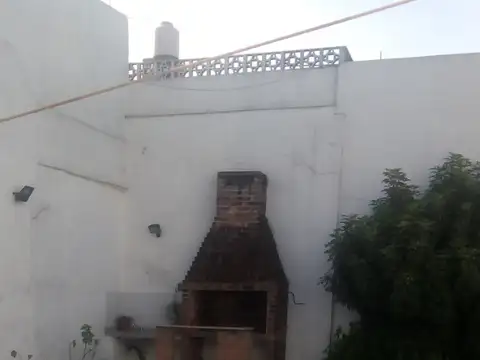 Depto Tipo Casa en Venta con 1 cochera