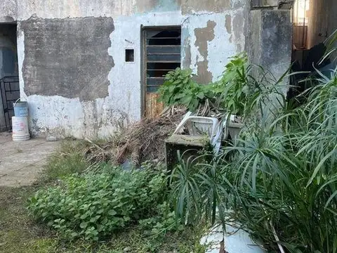 Av. Eva Duarte de Perón 1000