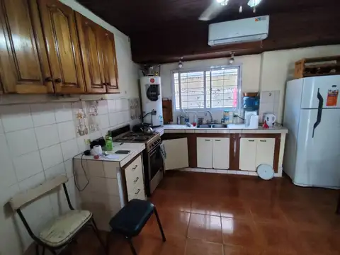 Depto Tipo Casa en Venta en Lomas De Zamora, USD 67.000