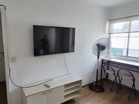 Hilarión De La Quintana 2700, Piso 1