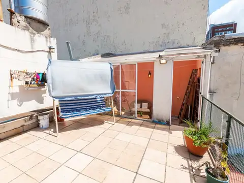 Depto Tipo Casa 7 ambientes con 2 baños