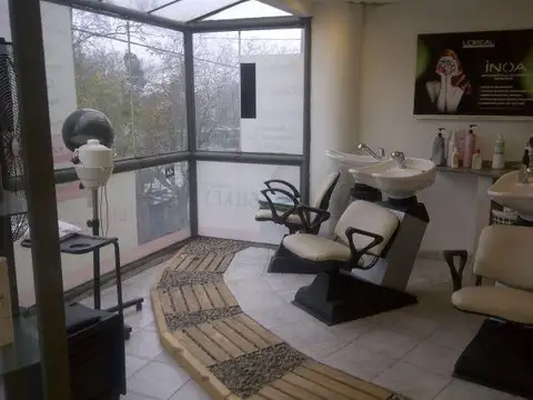 Oficina 4 ambientes con 3 baños