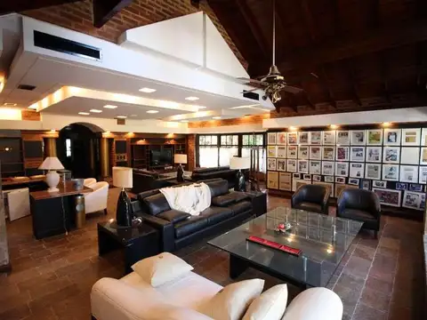 Casa en Venta de 4 dormitorios