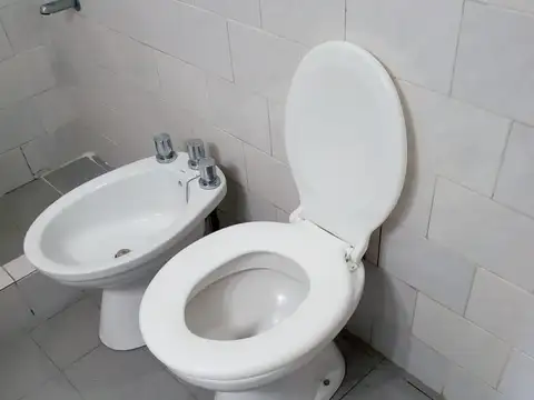 Departamento en Alquiler en Remedios De Escalada, $ 310.000