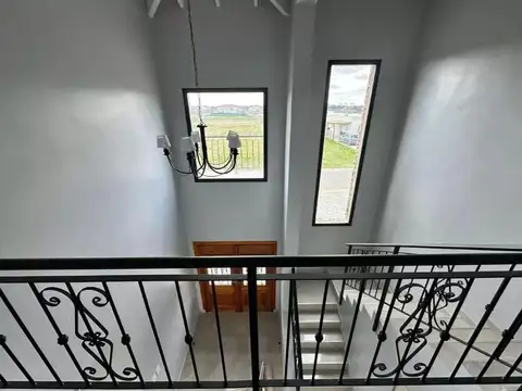 Venta  UF 540 casa 2 Plantas con Piscina, El Naudir .