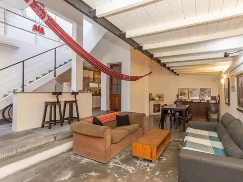 Francisco Acuña de Figueroa 900