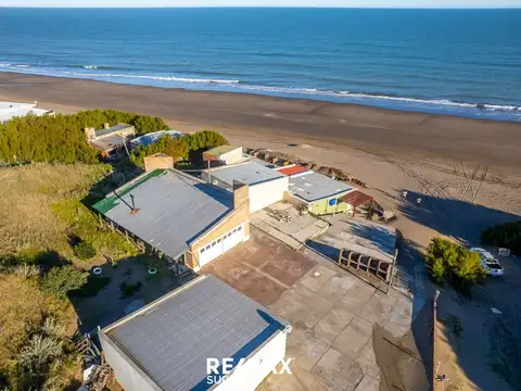 6 LOTES FRENTE AL MAR MAS COMPLEJO DE CABANAS !