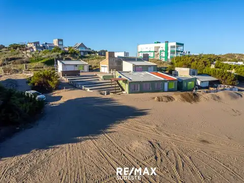 6 LOTES FRENTE AL MAR MAS COMPLEJO DE CABANAS !