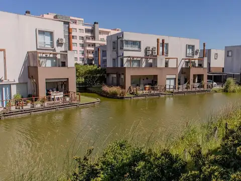 Departamento Dúplex en Venta en Lagos del Sendero