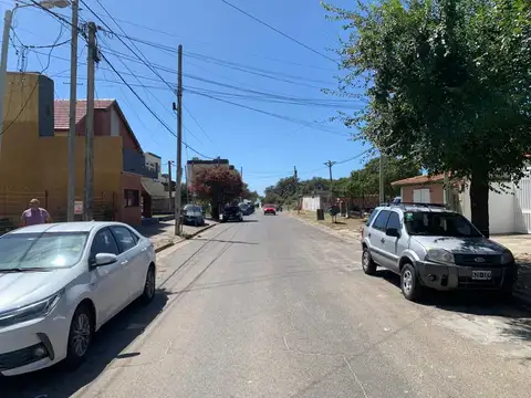 calle 43 n147 (REF 101058) 100, Piso PB