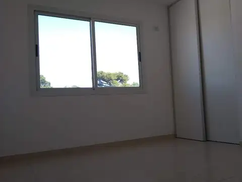 Departamento en Venta en Guemes, USD 37.000