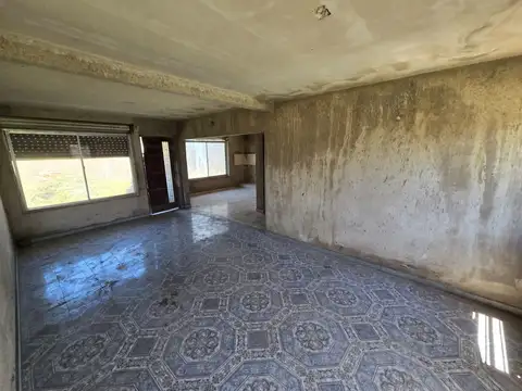 Casa en Venta en Claypole, USD 45.000