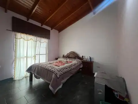 Casa en Venta en Castelar, USD 90.000