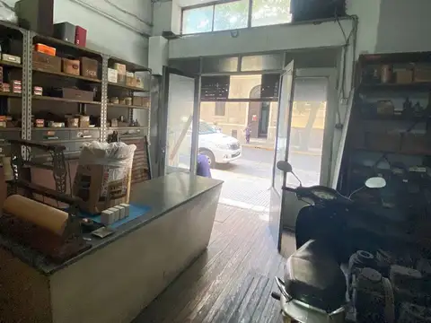 Local en Venta en Almagro, USD 110.000