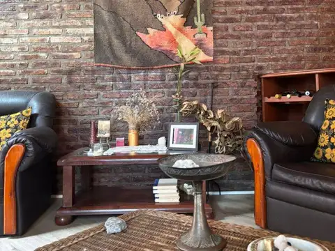 Venta de Casa en Tolosa, La Plata- Calle 530 E/ 2 bis y 3