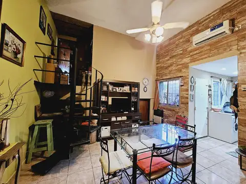 Depto Tipo Casa en Venta de 2 dormitorios