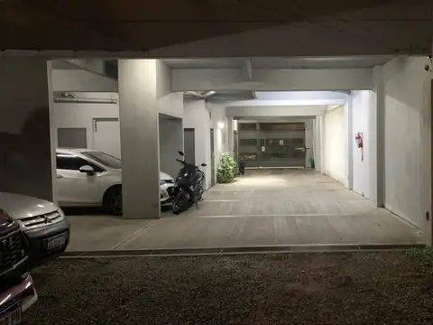 Venta de cochera en excelente ubicación V. Urquiza