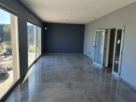 Casa en Venta en Roldan, USD 310.000