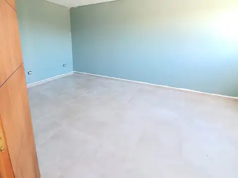 Casa de 3 dormitorios - Con pileta - Punta Chacra - roldan